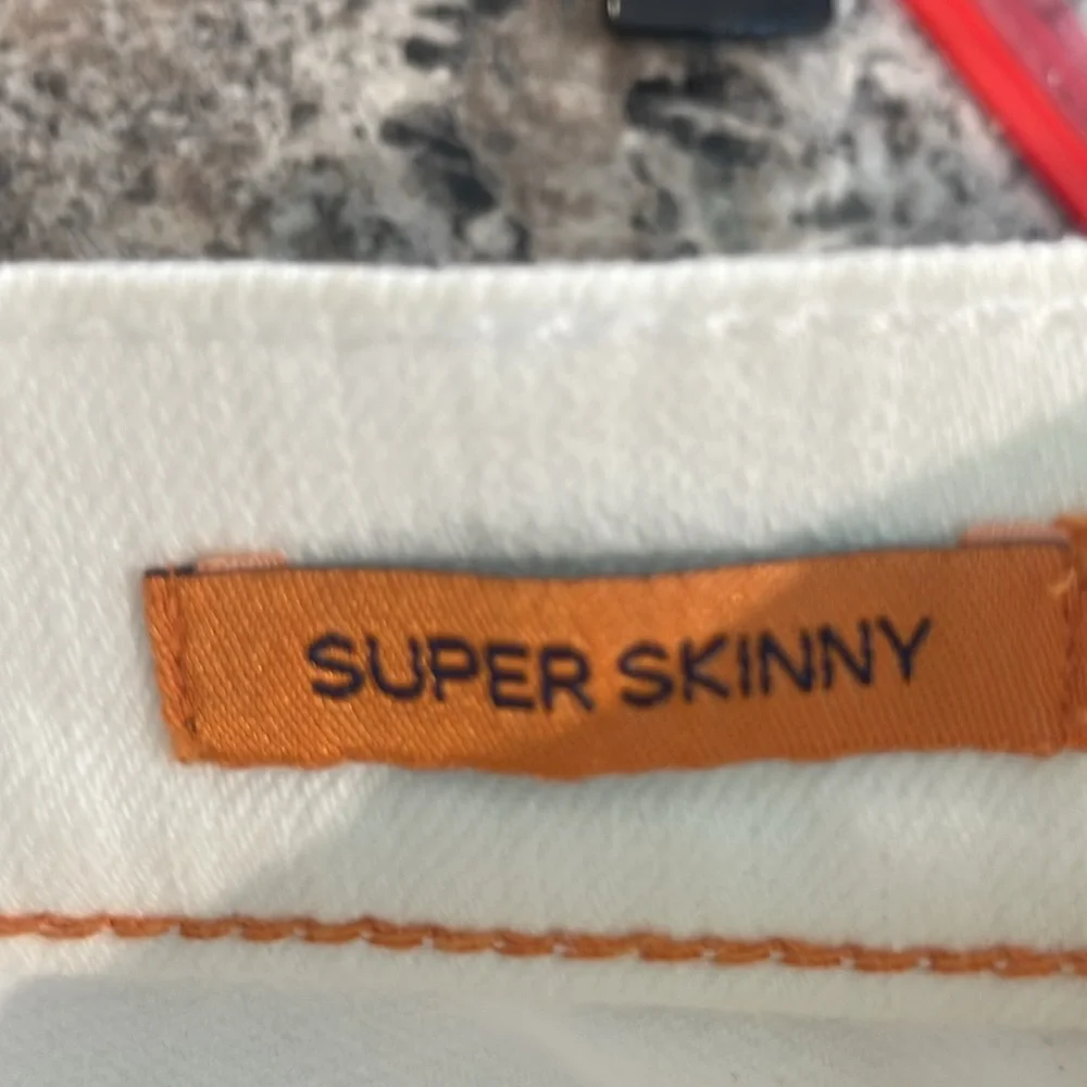 Tory Burch White Super Skinny Jeans Size 26 Excellent Condition